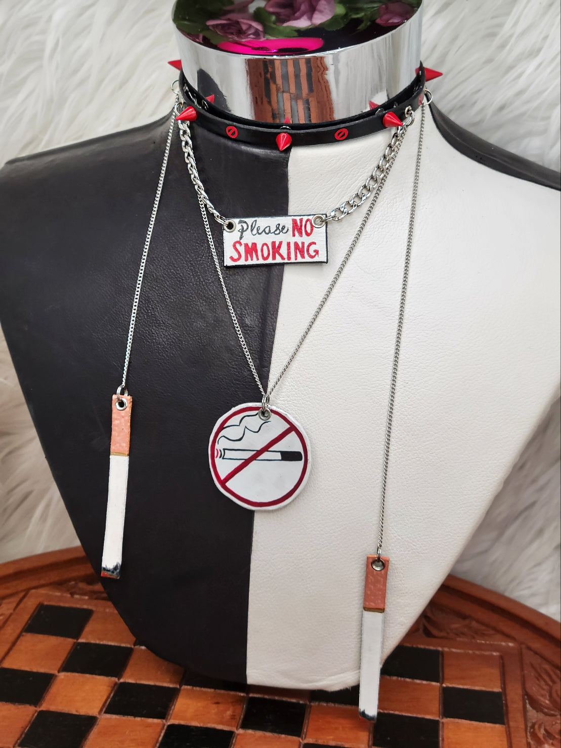 Please, NO SMOKING-Micro Collar